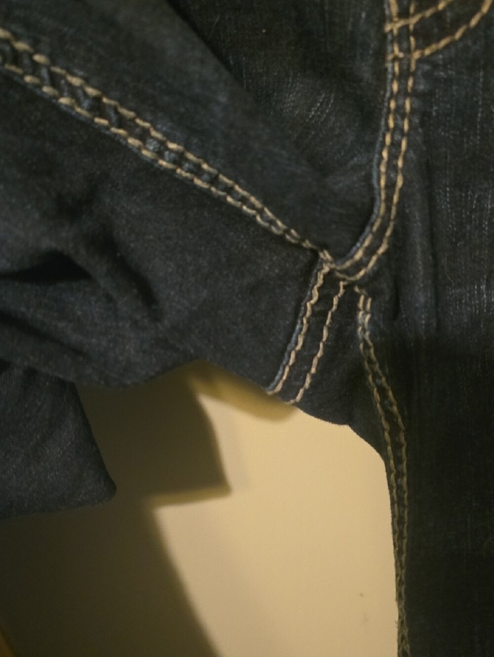 Silver Jeans Women’s Dark Blue Bootcut Jeans - Picture 4 of 8